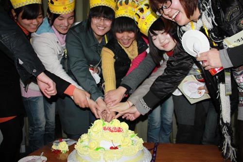 讓我們一起祝福--周二例會(huì)