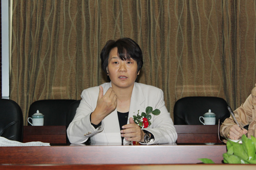 關于易道教育總經理祝宏慧女士的采訪稿