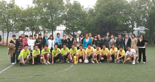 來自易道員工足球友誼賽的現(xiàn)場報(bào)道