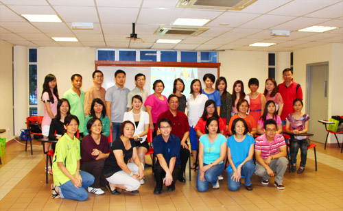 易道總部專家小組親赴馬來西亞、新加坡進行課程指導