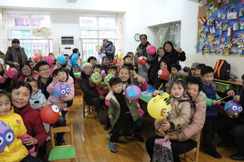易道教育走進(jìn)宿州路幼兒園——手繪DIY燈籠