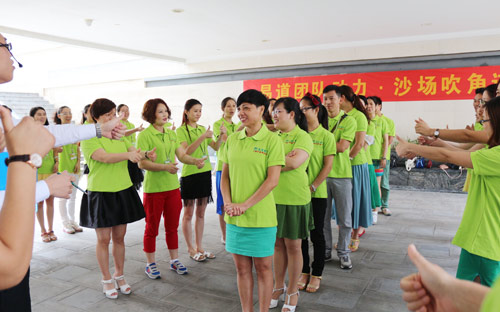 熱烈祝賀2015易道師苑“沙場(chǎng)夏點(diǎn)兵”管干訓(xùn)練營(yíng)火熱開(kāi)營(yíng)